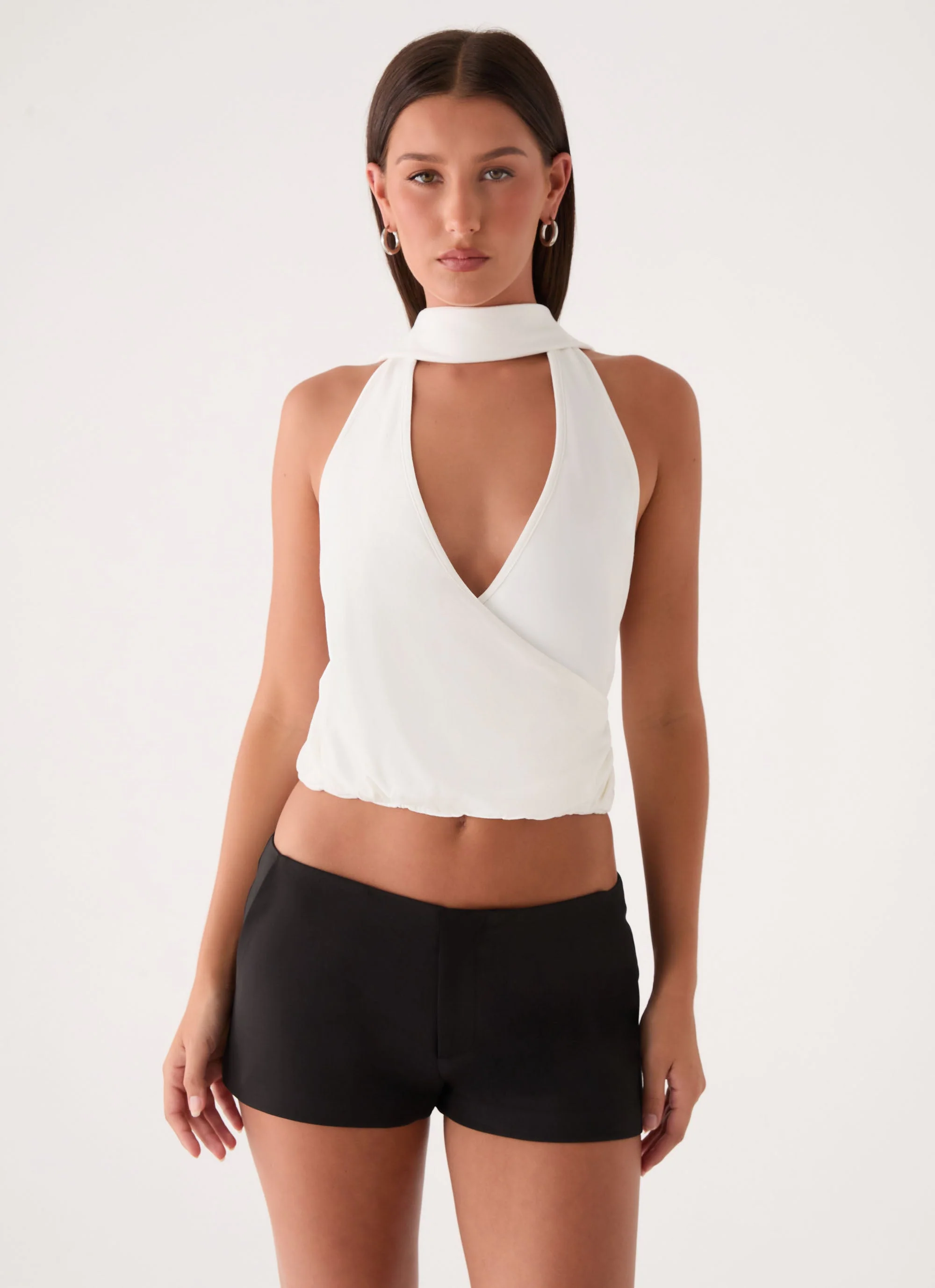Auriella Low Rise Suiting Shorts - Black - Image 4