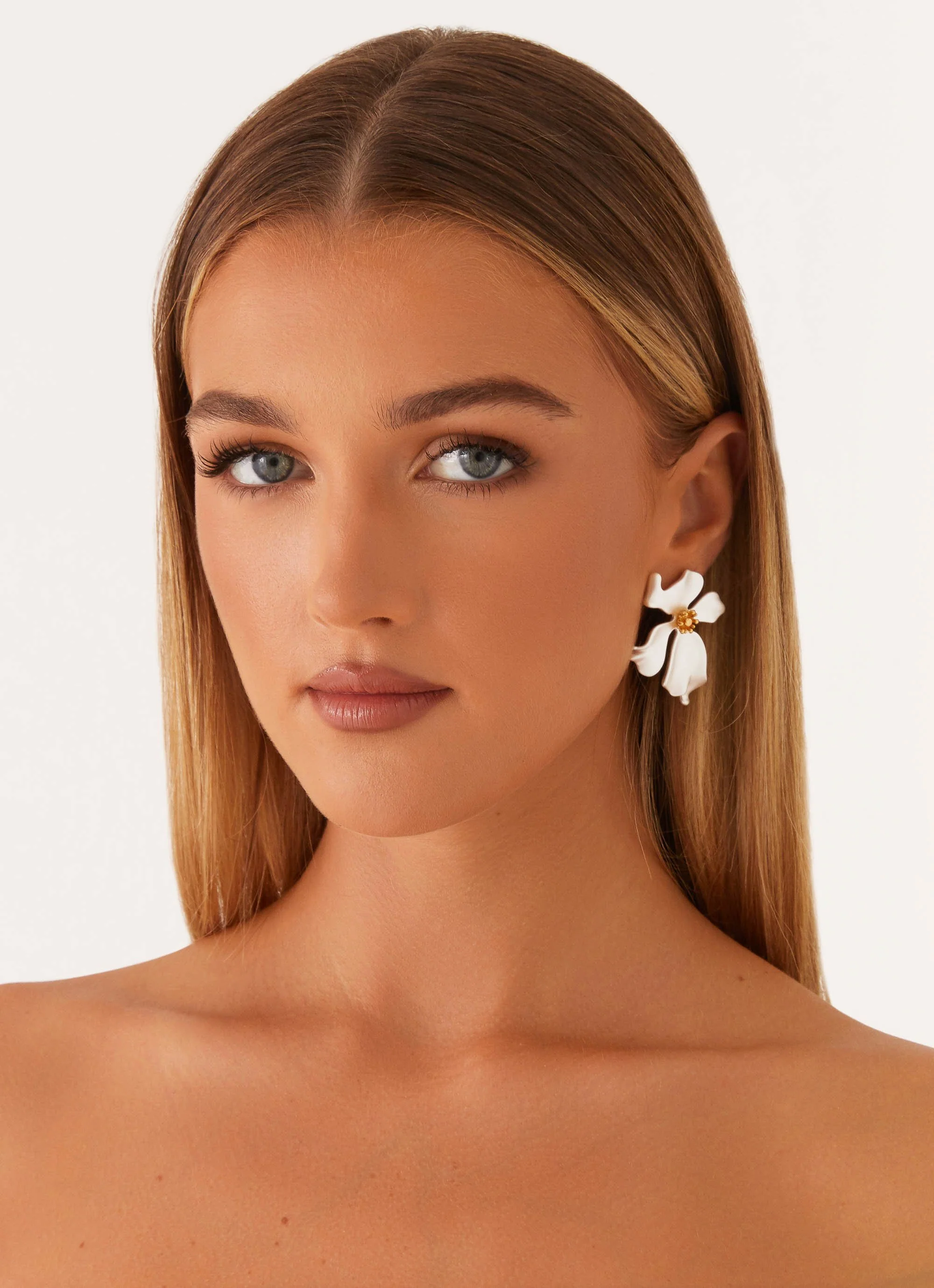 Avery Earrings - Pearl - Image 2