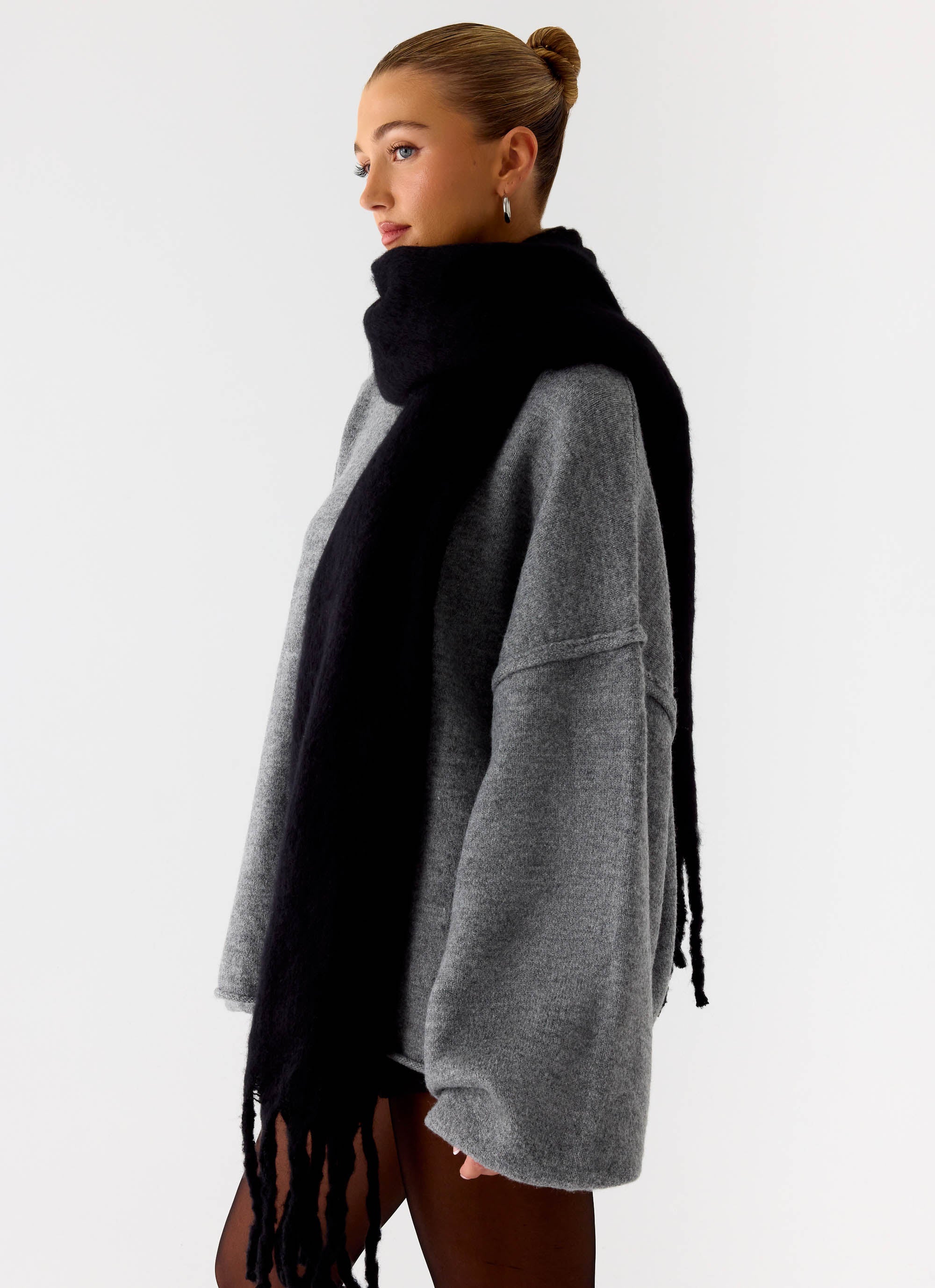 City Siren Scarf - Black - Image 2