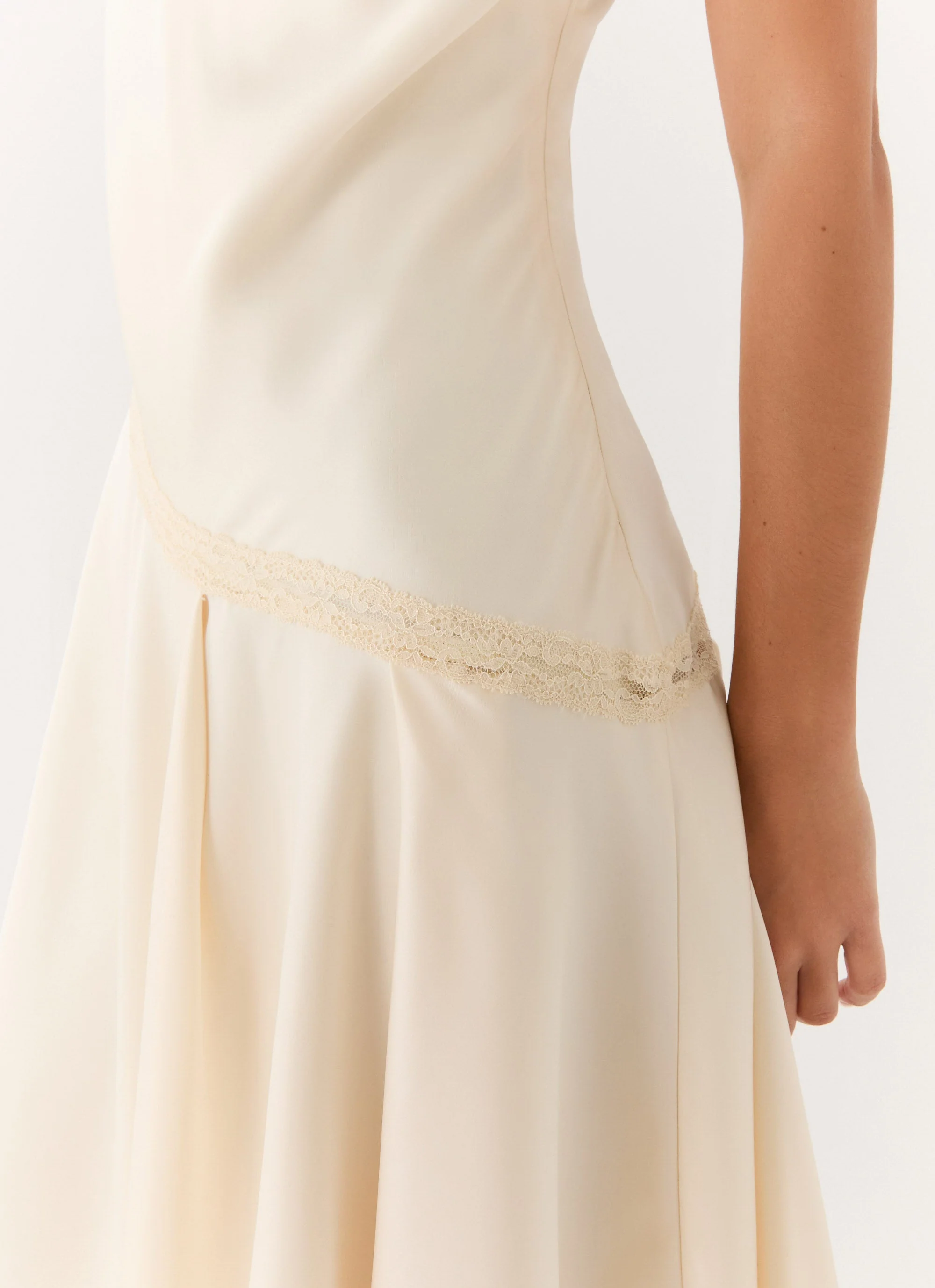 Cleosa Asymmetrical Midi Dress - Ivory - Image 6