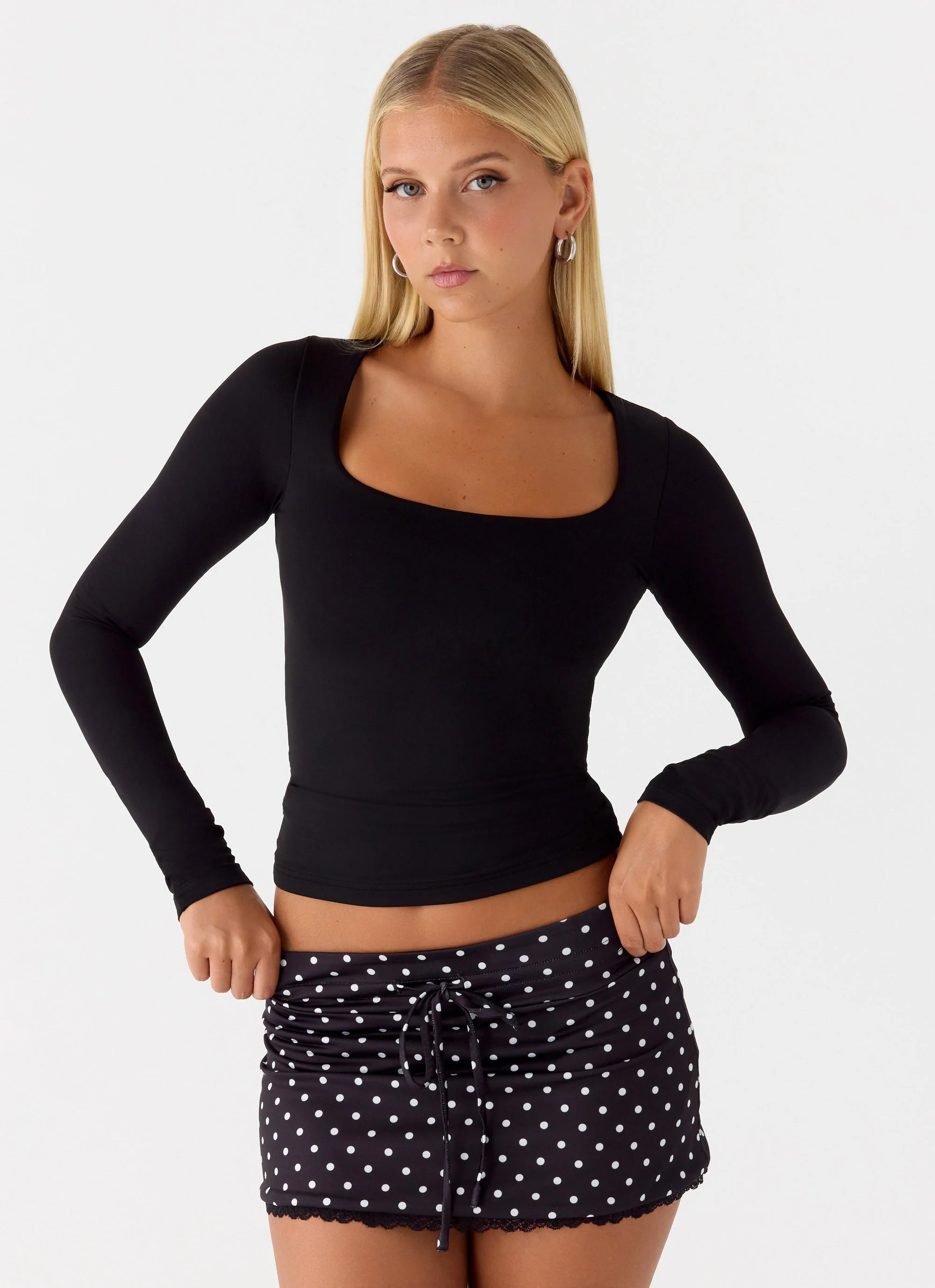 Get No Sleep Mini Skort - Black Polkadot - Image 2