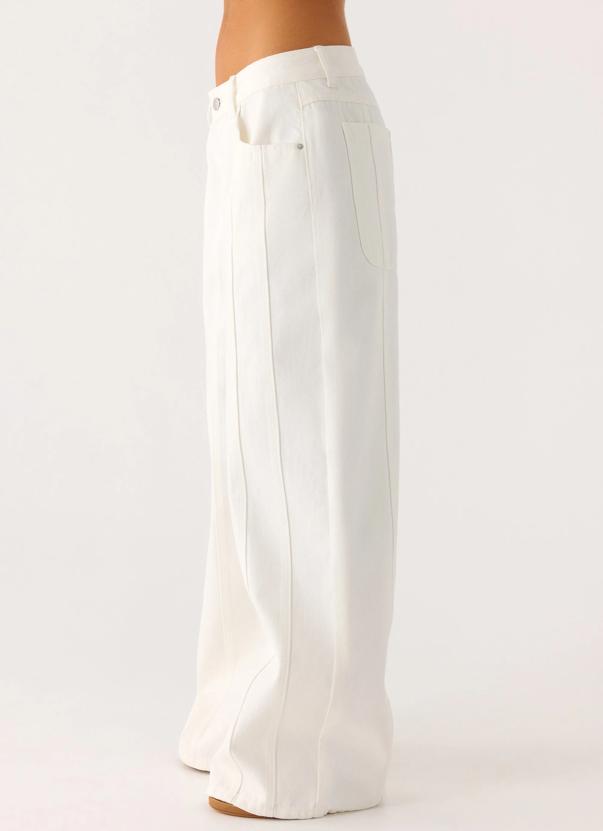 Johnny Low Rise Wide Leg Denim Jeans - White - Image 2