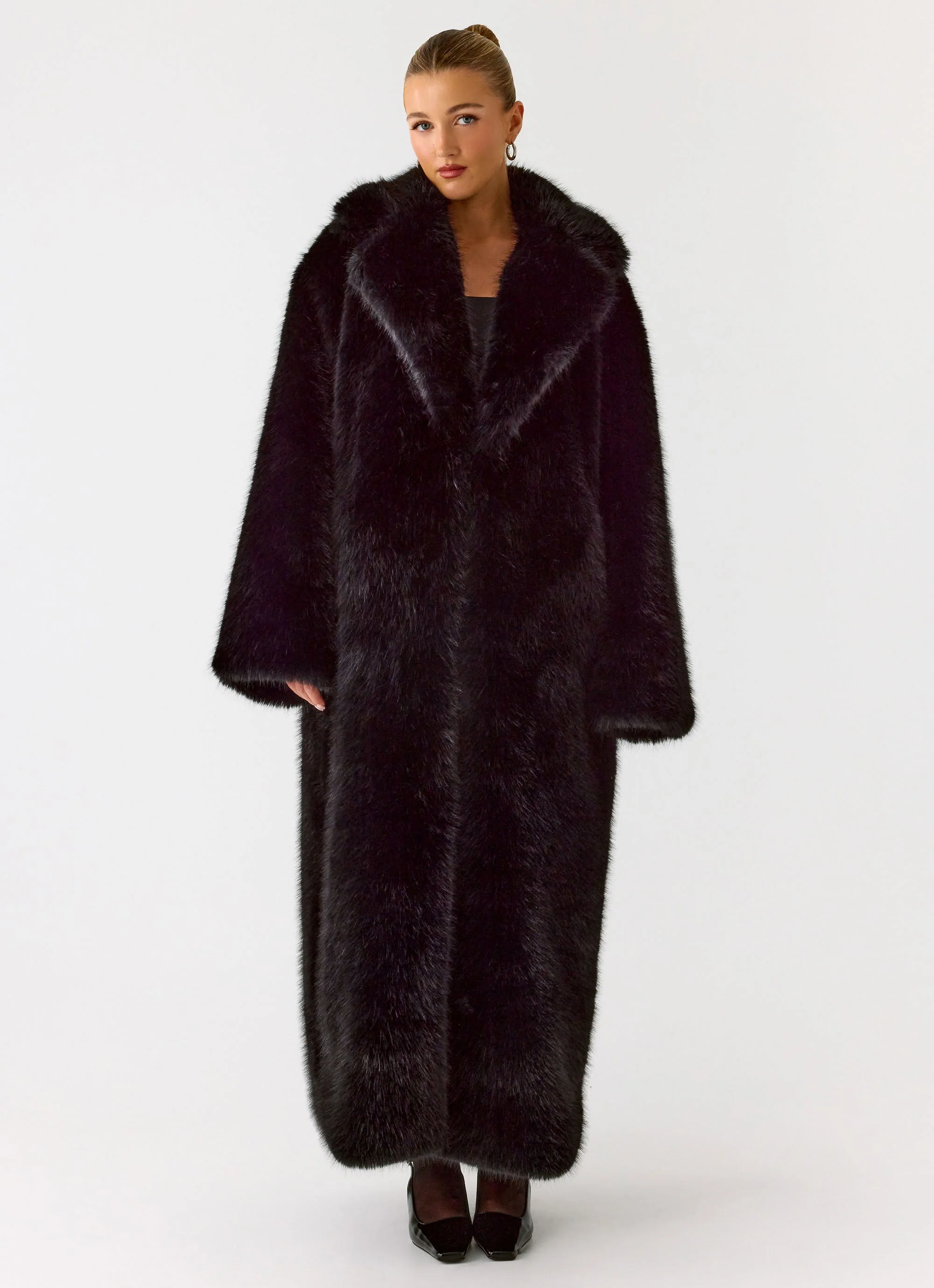 Kamil Faux Fur Maxi Coat - Black - Image 5