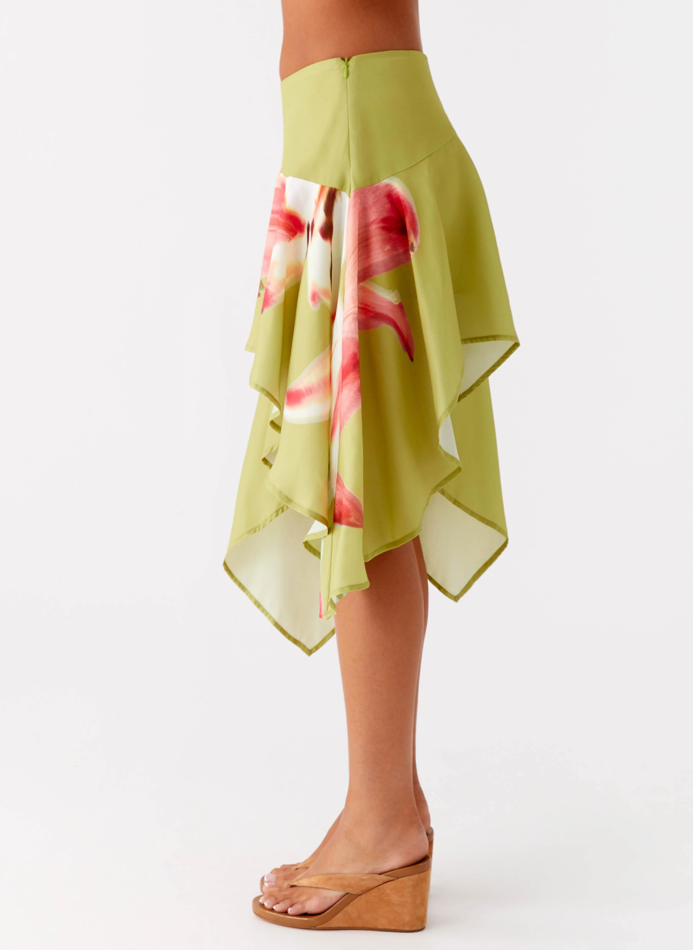 Kia Low Rise Asymmetrical Midi Skirt - Jungle Floral - Image 4