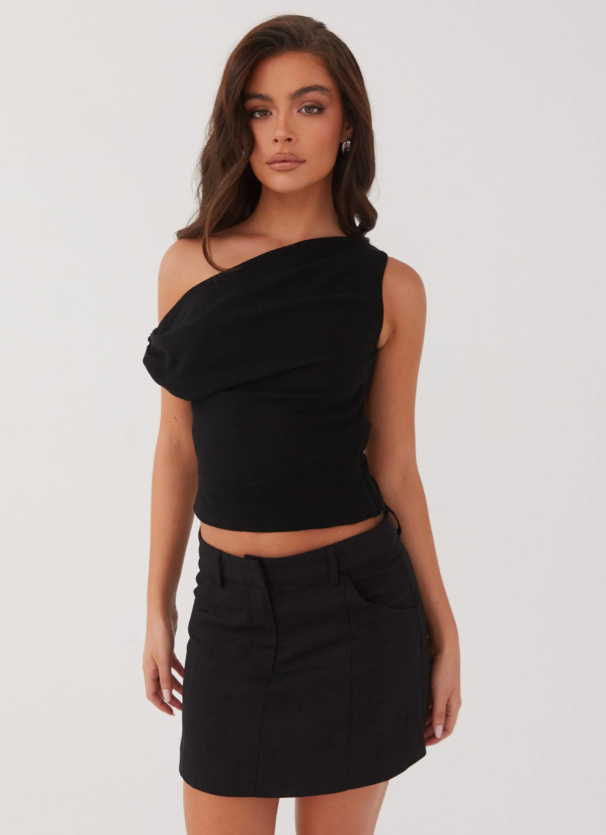 Marissa Linen One Shoulder Top - Black - Image 5