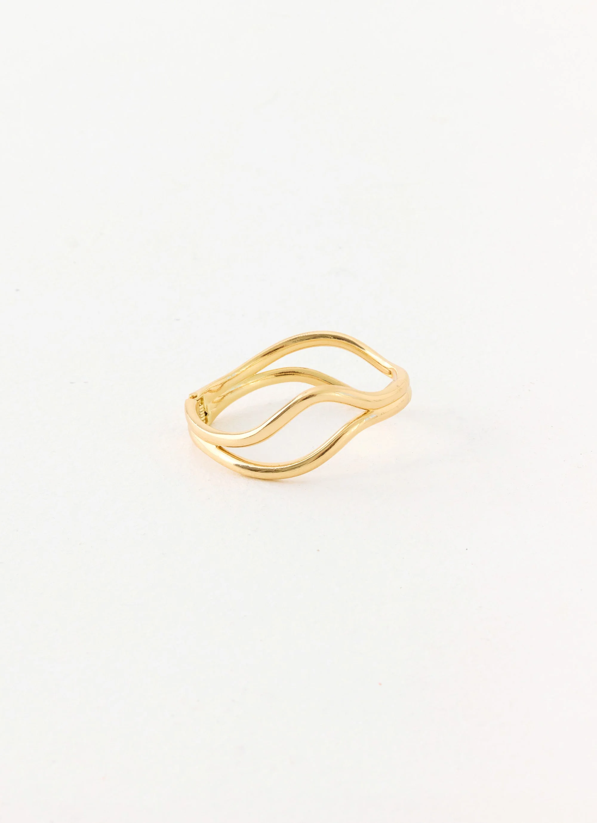 Moonwell Bangle - Gold