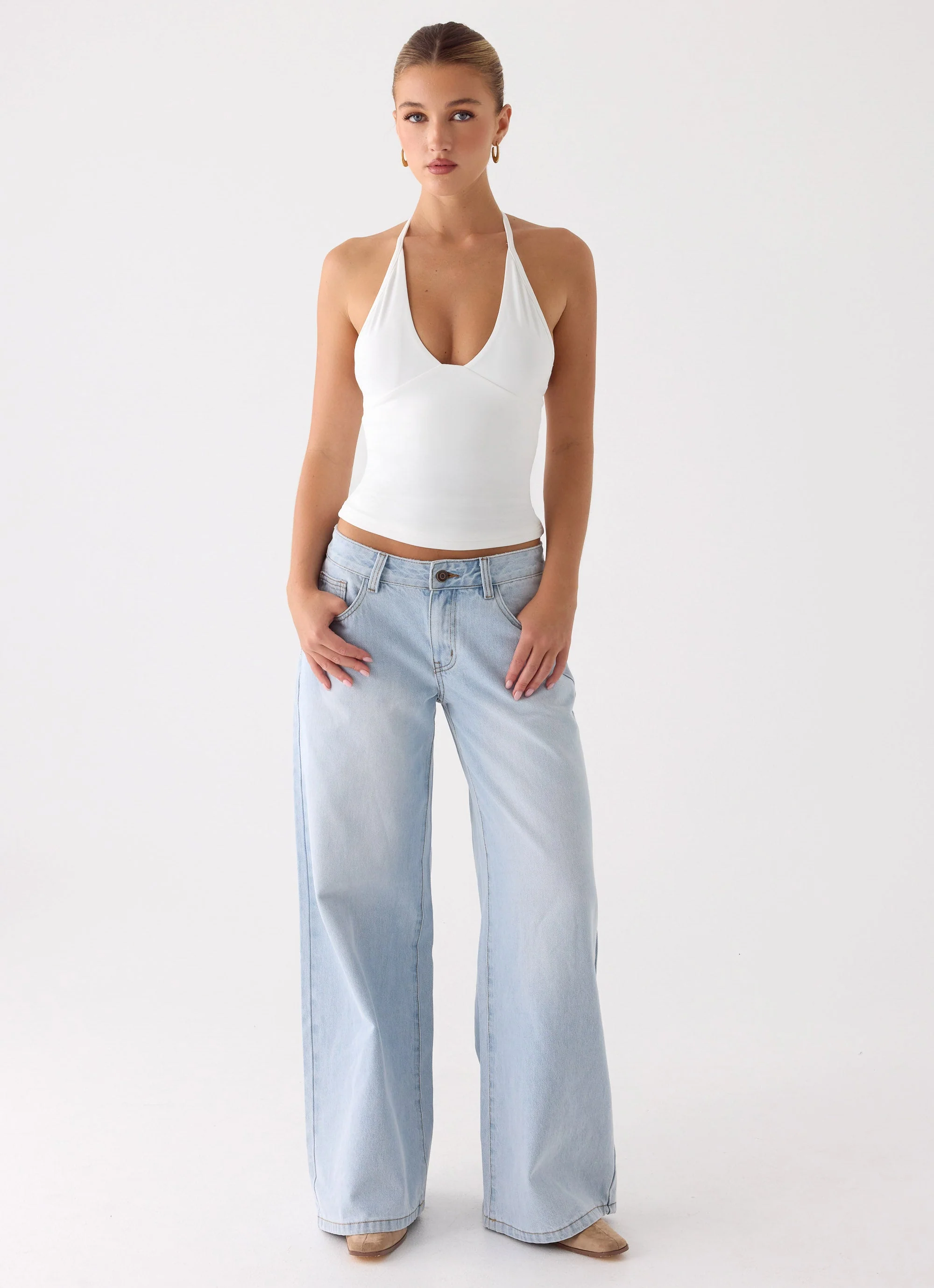 Neo Low Rise Wide Leg Denim Jeans - Light Blue Wash - Image 6