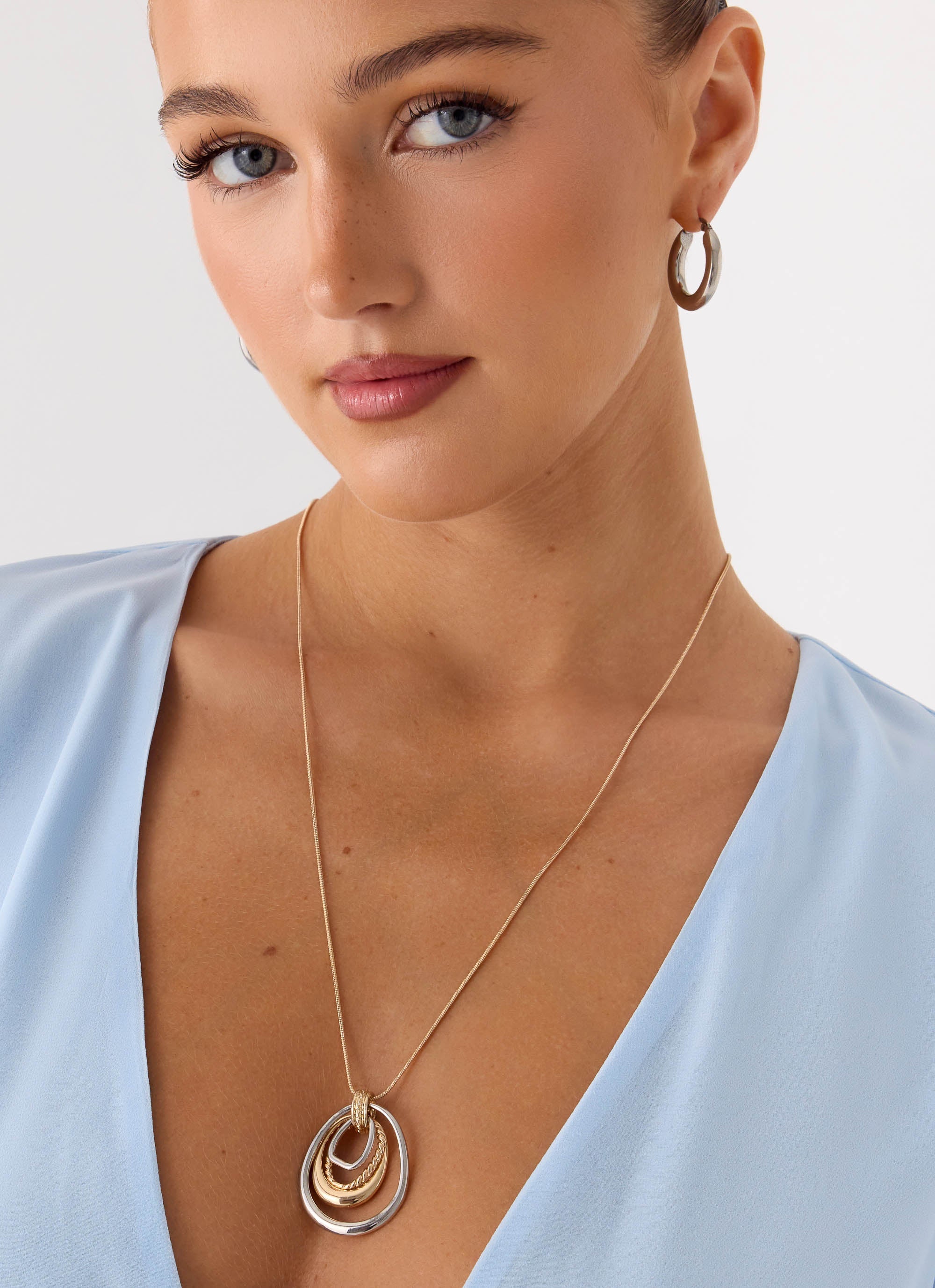 On The Low Necklace - Two Tone - Image 4