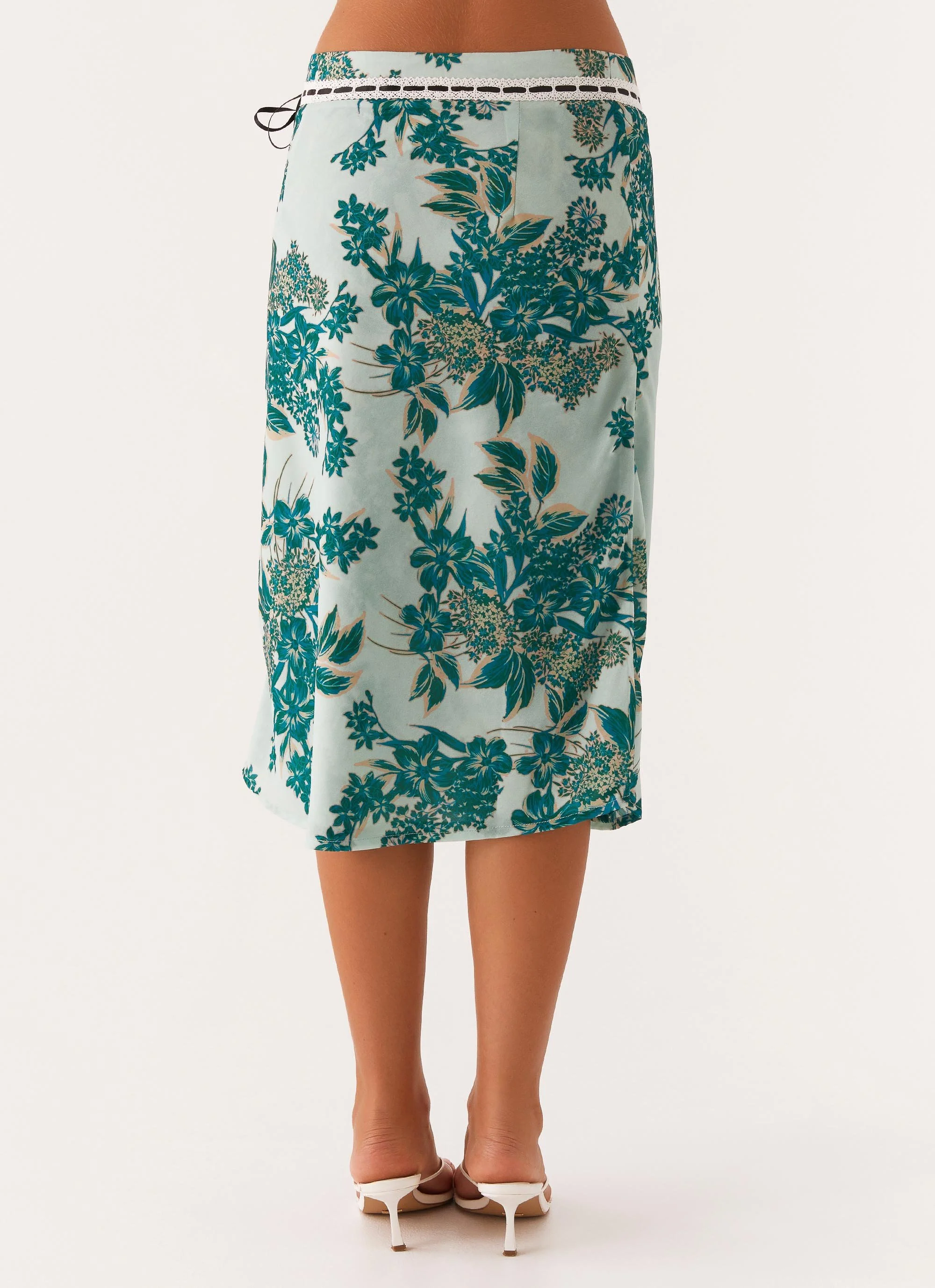 Peony Quartz Midi Skirt - Cloud Nine Floral - Image 4