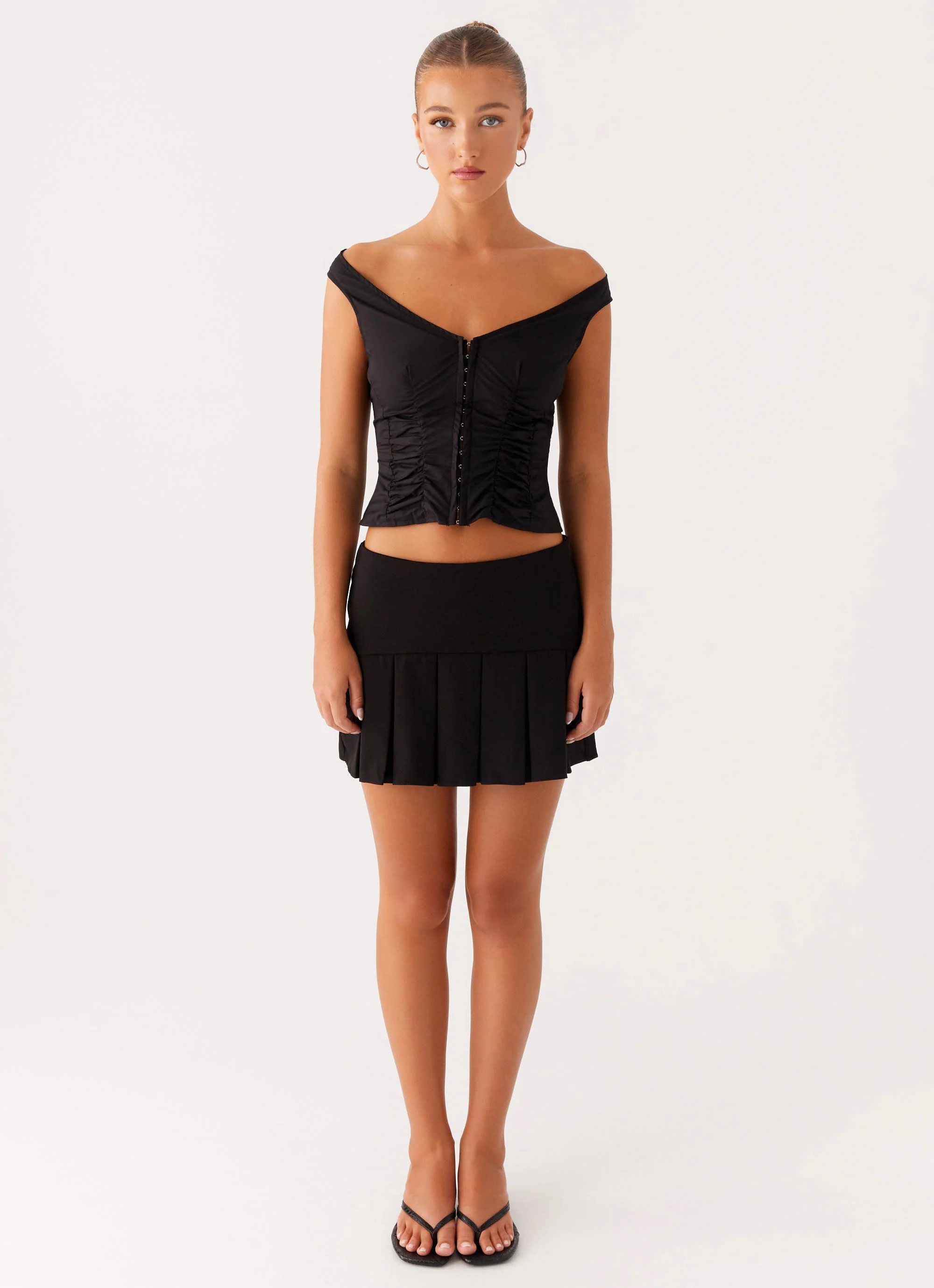 Shelby Pleated Mini Skirt - Black - Image 5