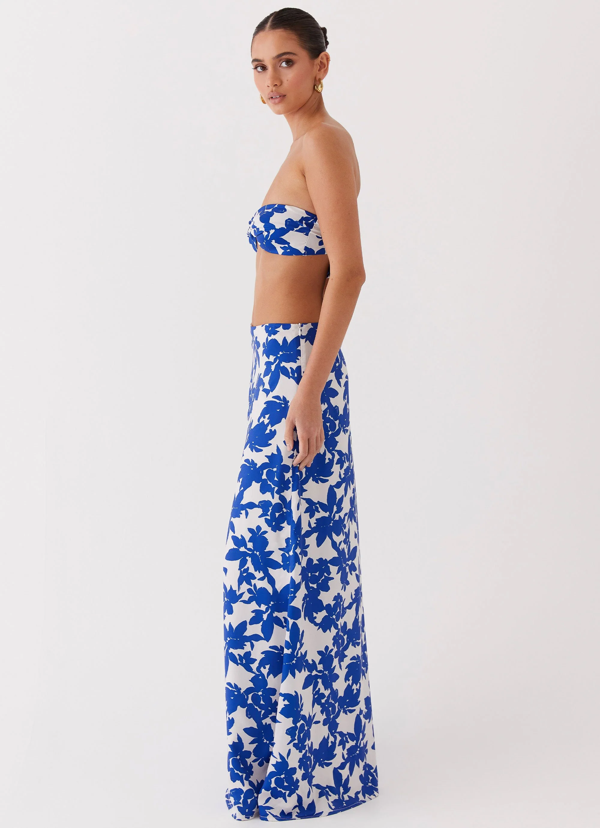 Sky Gaze Twist Top - Blue Floral - Image 3