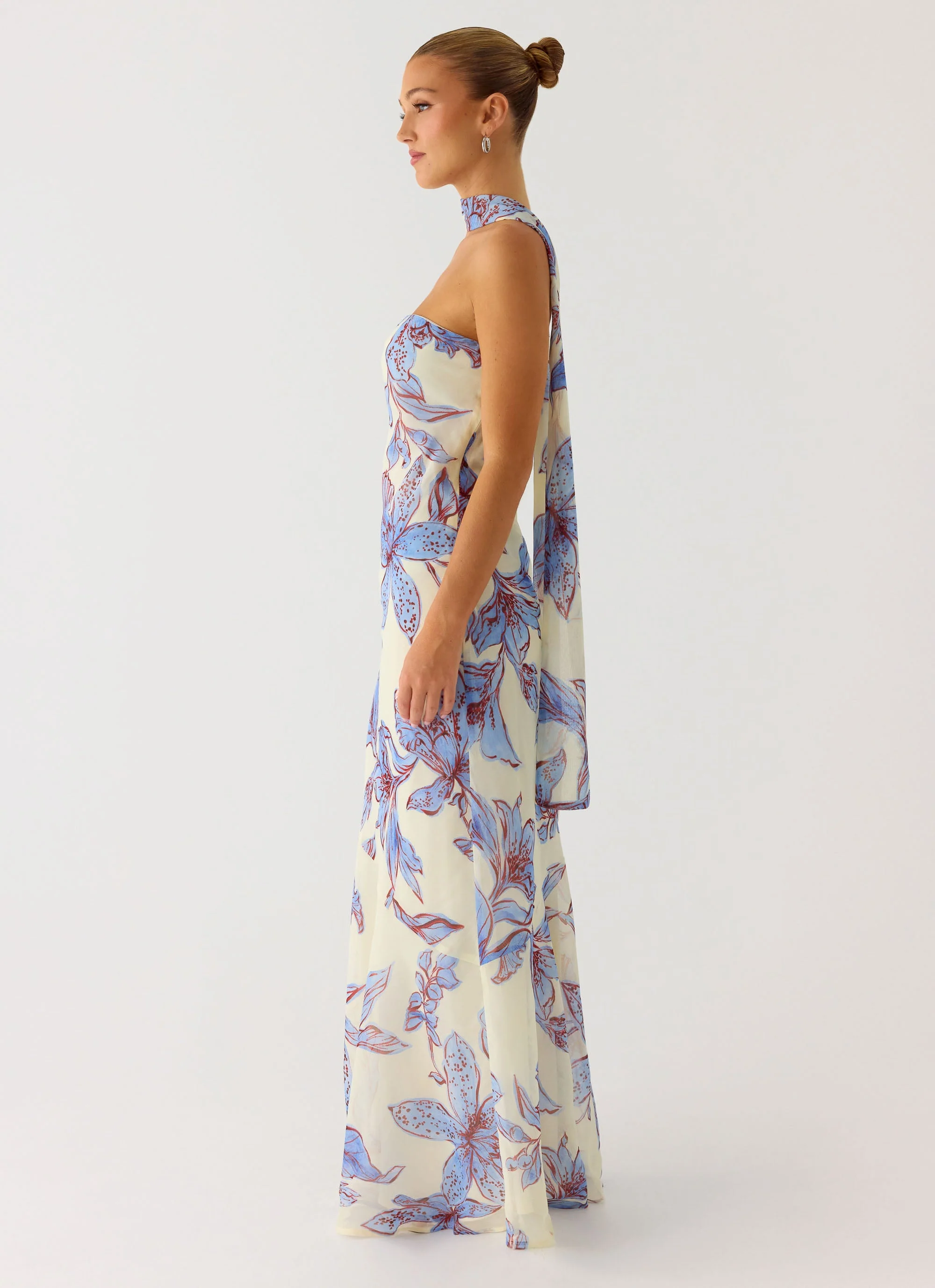 Under The Pagoda Maxi Dress - Violet Blossom - Image 4