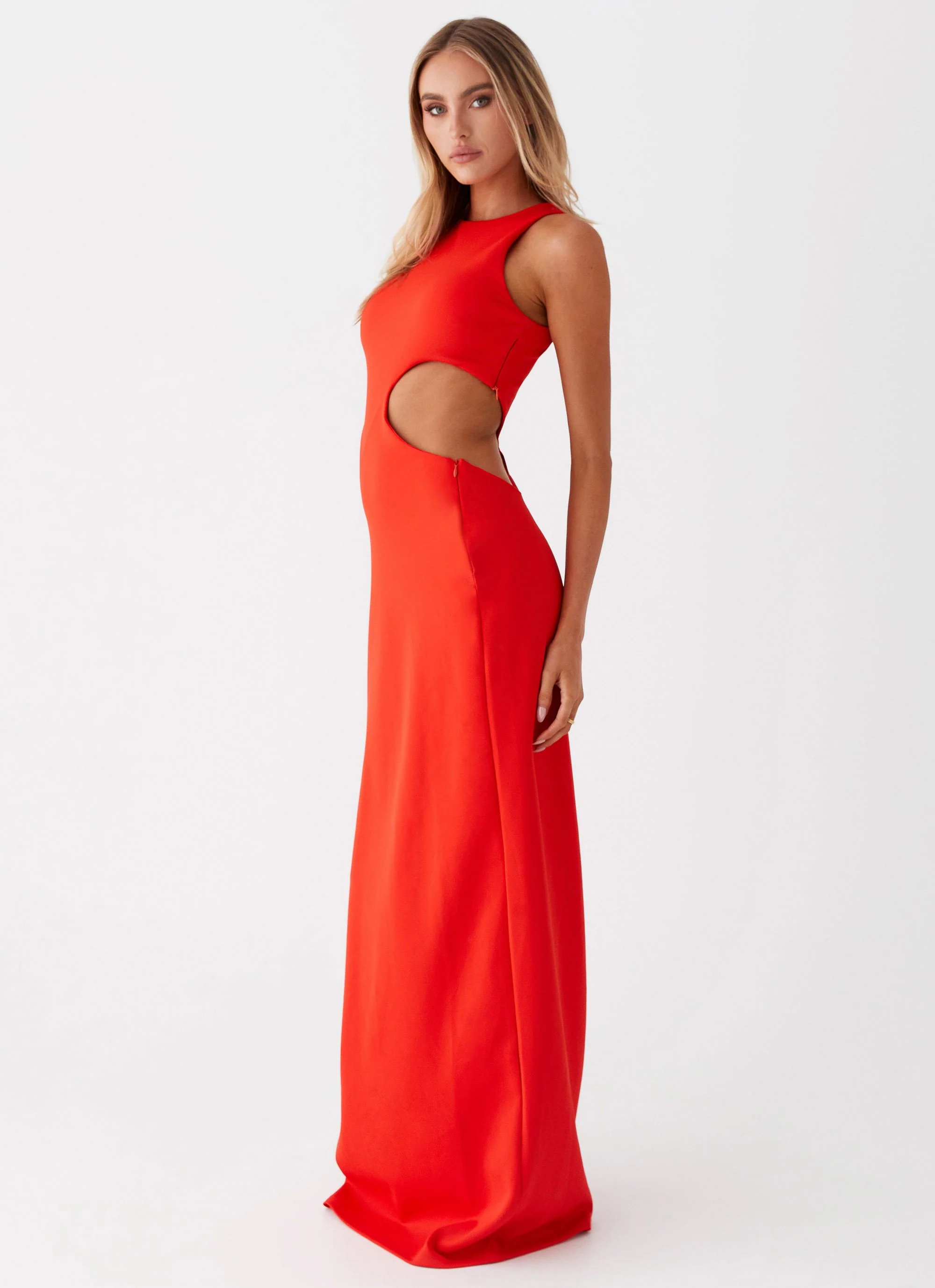 Vaeloria Maxi Dress - Red - Image 3
