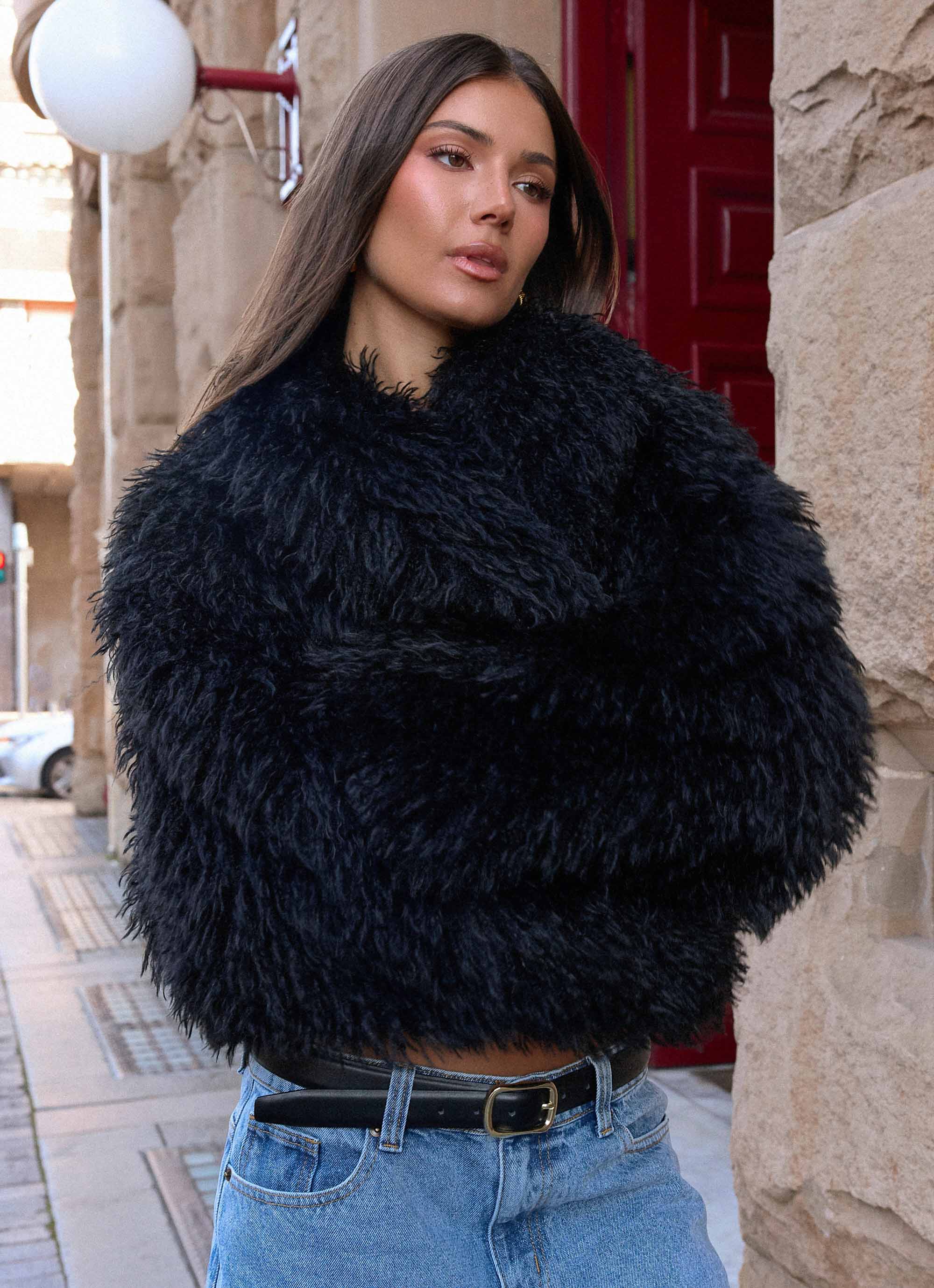Virginia Cropped Faux Fur Jacket - Black - Image 3