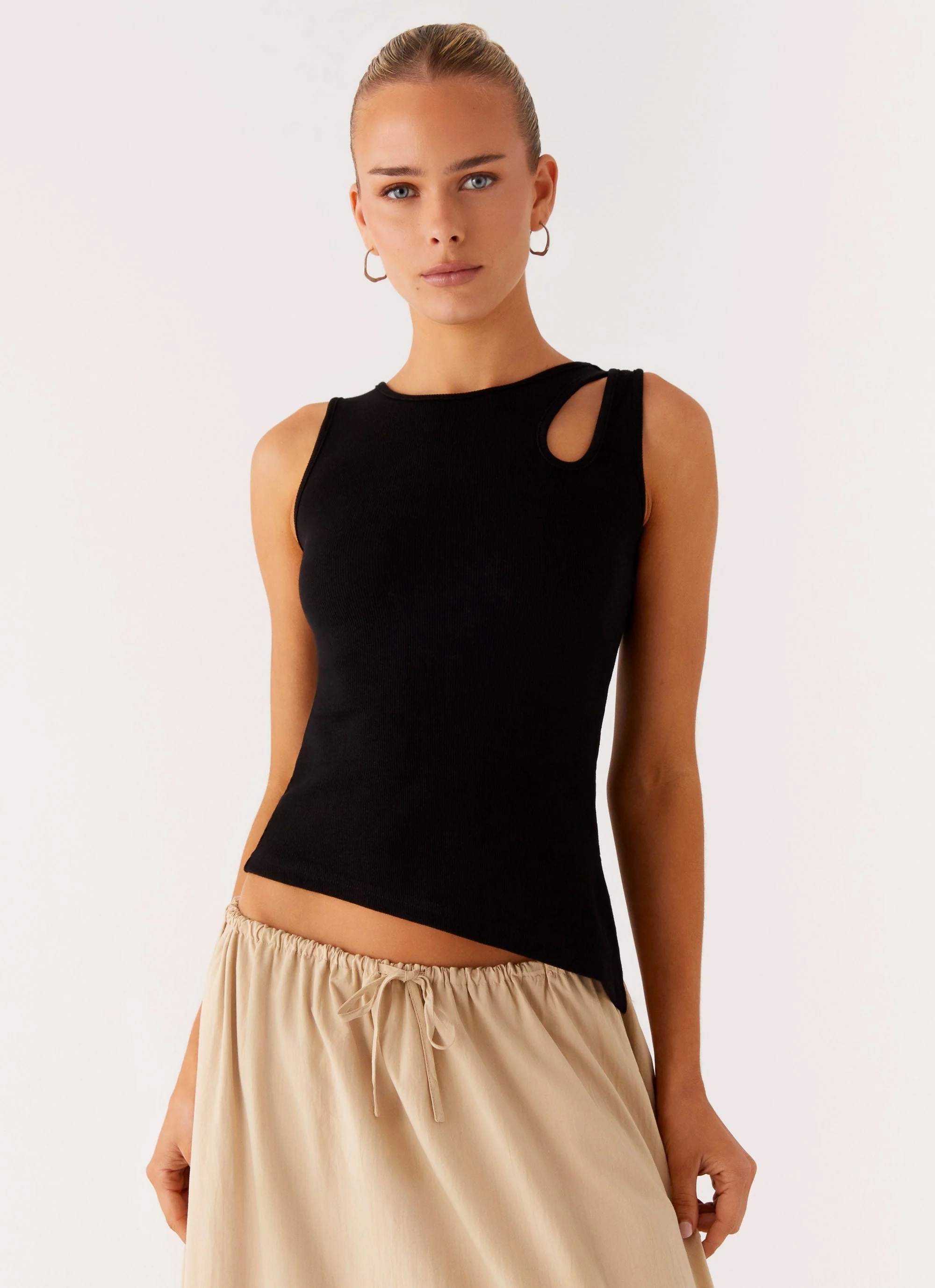 Zayne Tank Top - Black